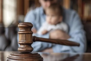 paternal divorce court child gavel