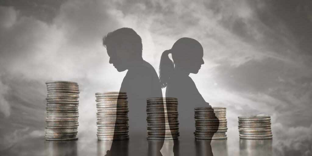 man woman having fight quarrel disagreement argument about money finances concept