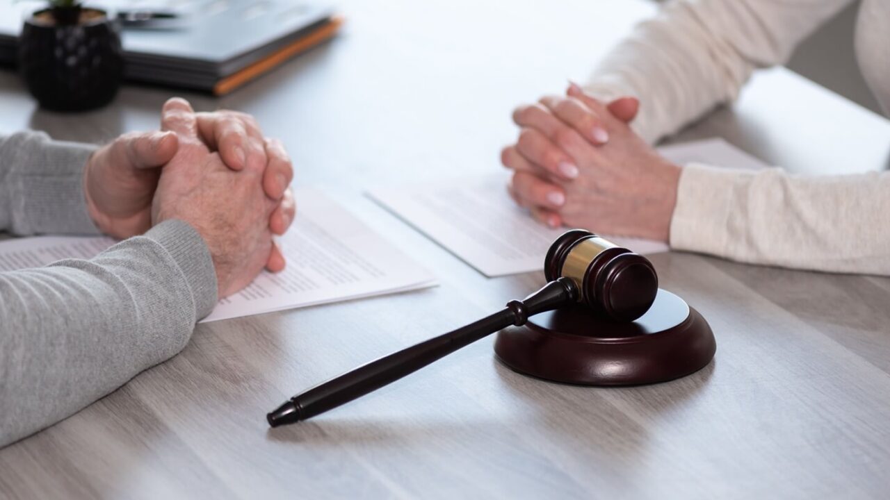 concept of divorce with judge gavel